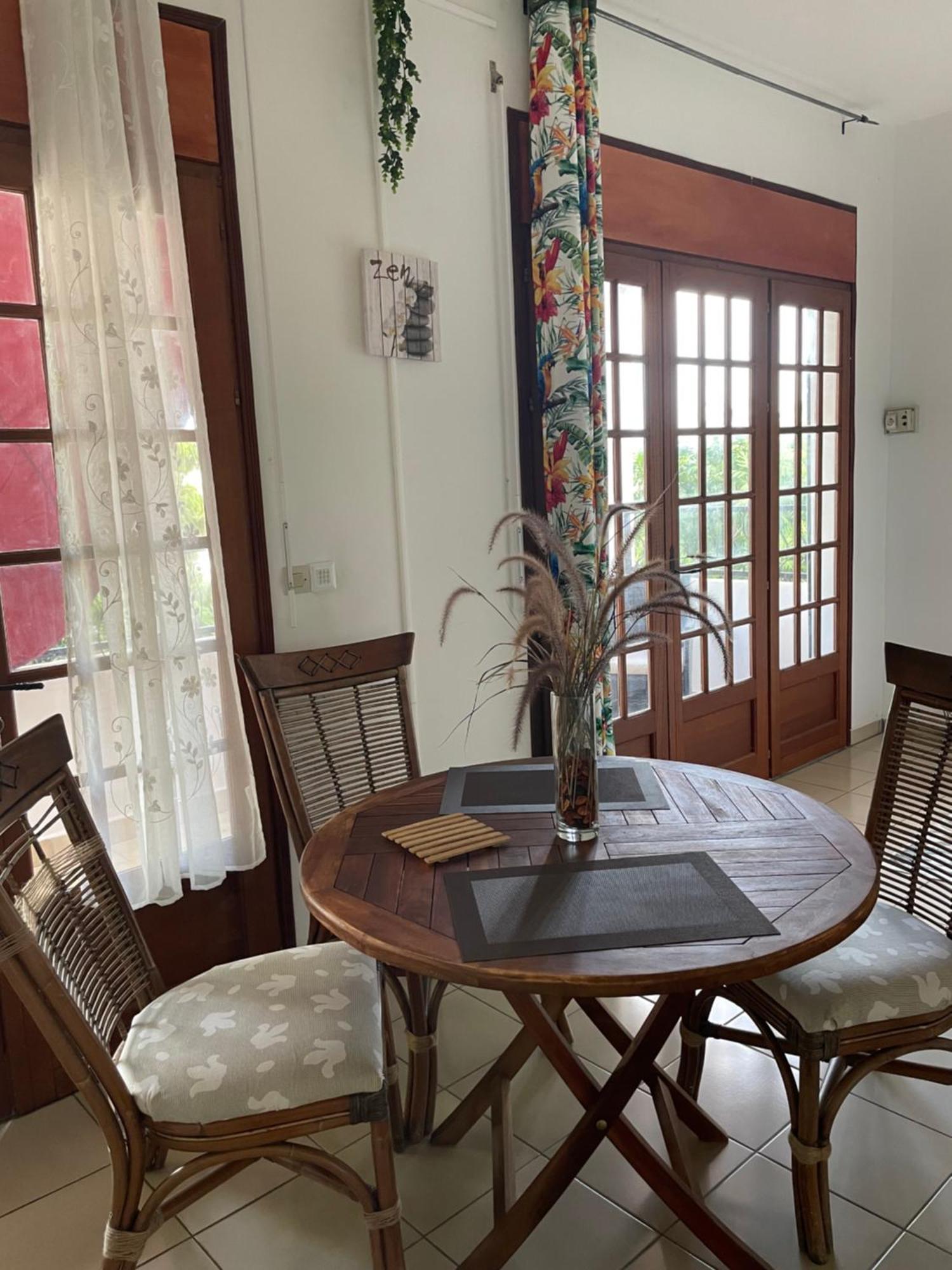 Maison d'hôtes La Canopée Enchantée Les Abymes